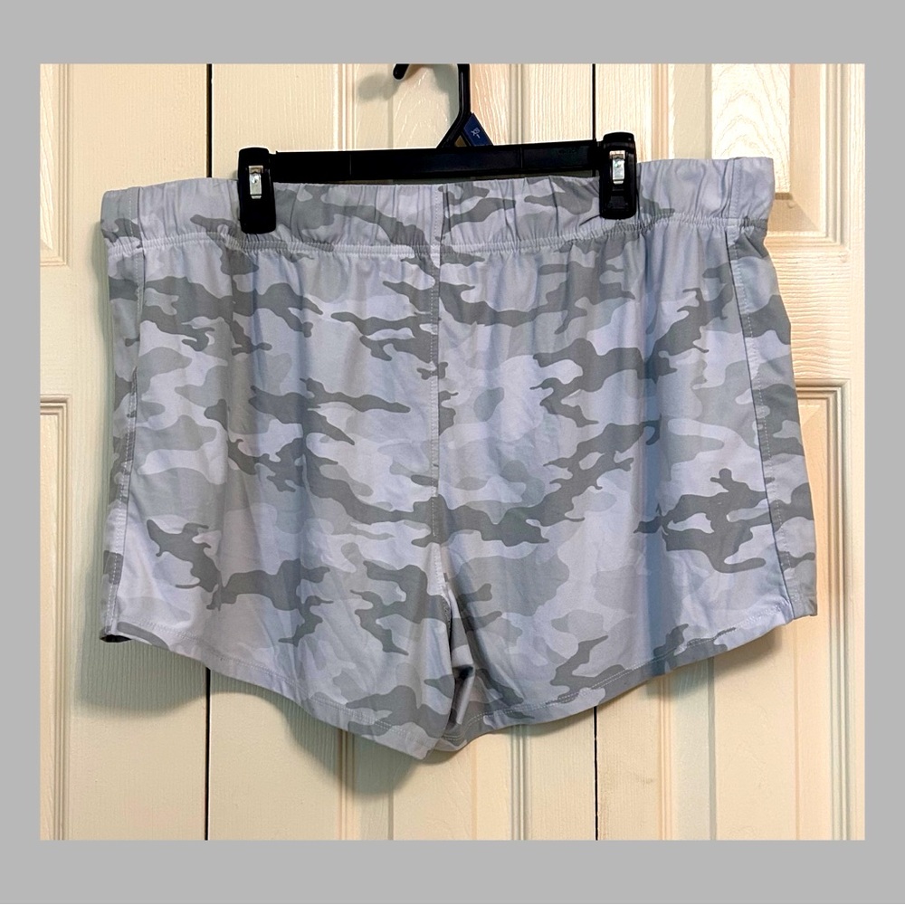 Gray Camouflage Women's Shorts